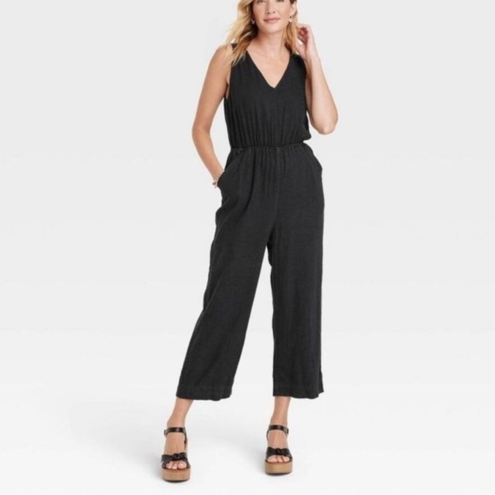 Universal Thread Gauzy Charcoal Sleeveless Jumpsuit